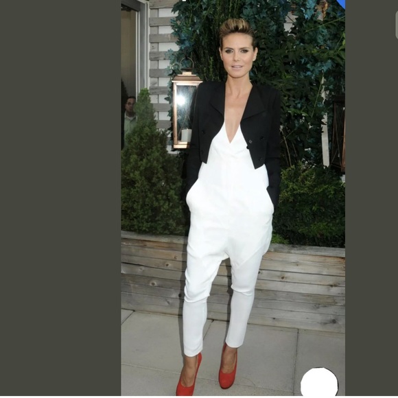 Givenchy Classic BLACK Sleeveless V Neck Jumpsuit - Picture 2 of 12